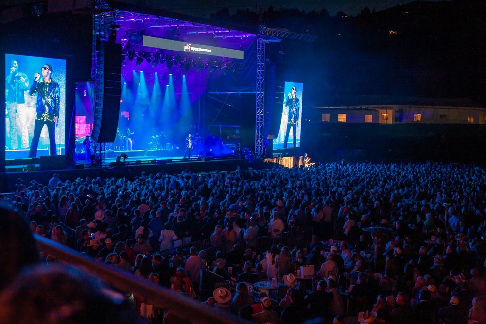 People enjoying the Aspen Jazz Festival