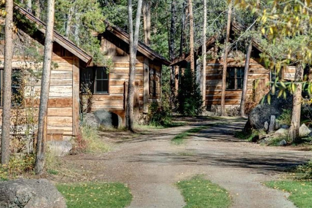 The rustic cabin of Taylor River Lodge