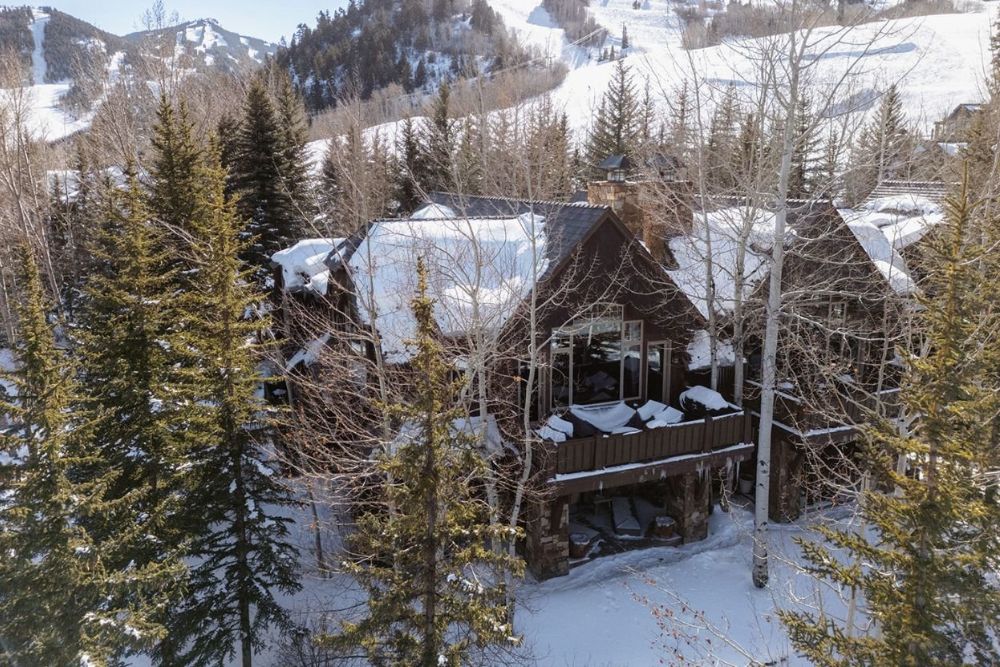 The exterior view of a luxury chalet in Aspen