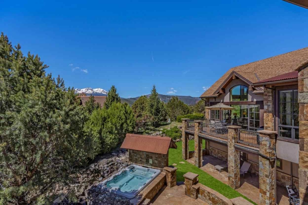 Luxury Accommodations at Aspen Luxury Concierge perfect for relaxation in Aspen in May.
