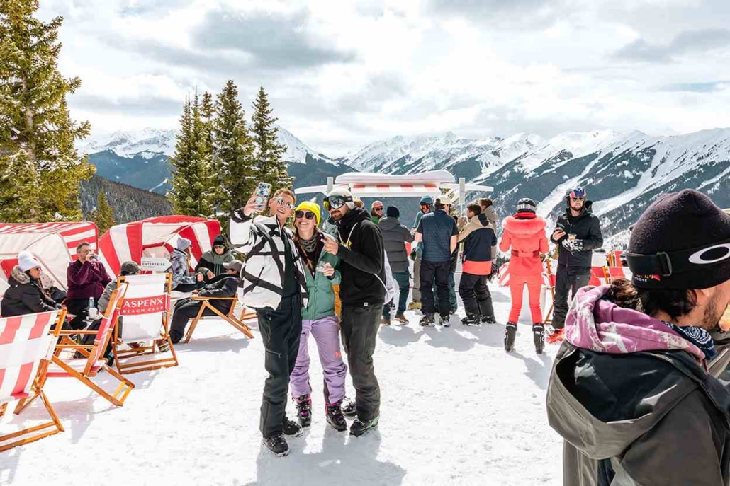bachelor party celebrating apre ski in aspen