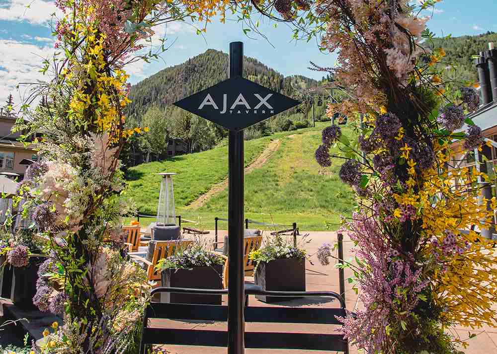 ajax-tavern-summer-reservations Ajax Tavern dining reservation in the summer in Aspen